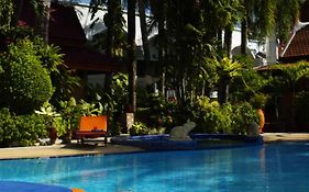Safari Beach Hotel